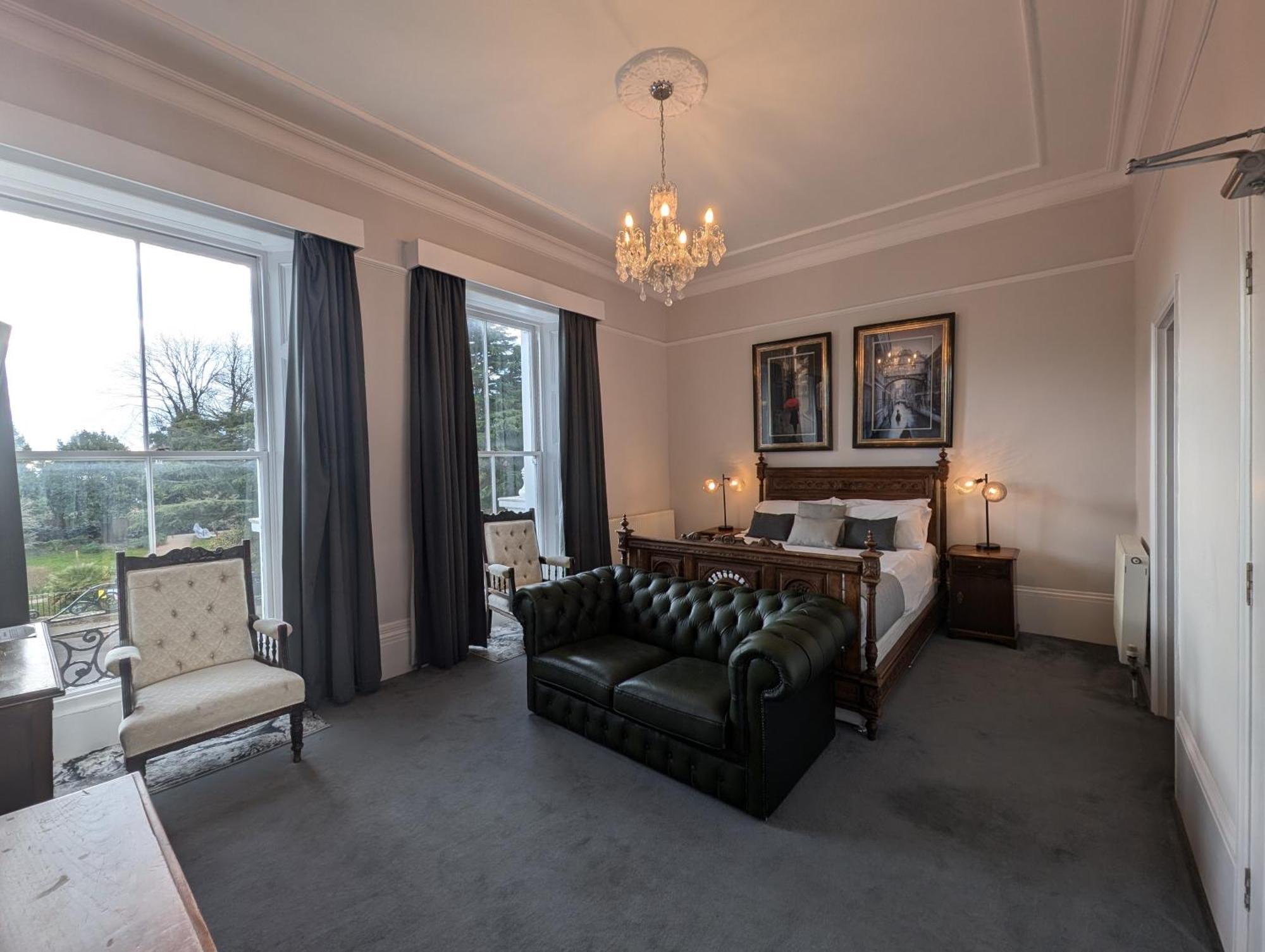 Anglesey Hotel Gosport Exterior photo